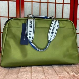 Tommy Hilfiger weekender bag - NWT